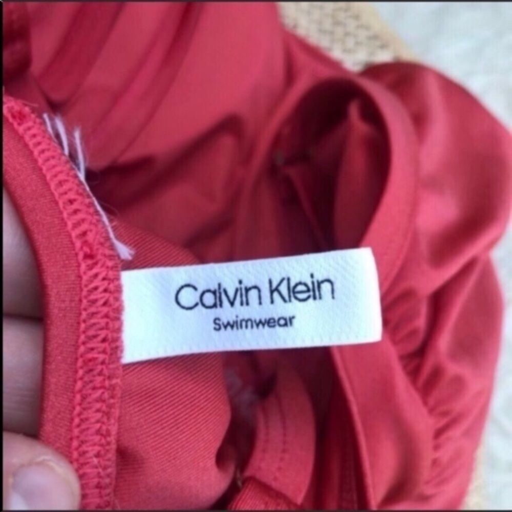 Calvin Klein Ruched Side One Piece Swimsuit - Picture 8 of 9